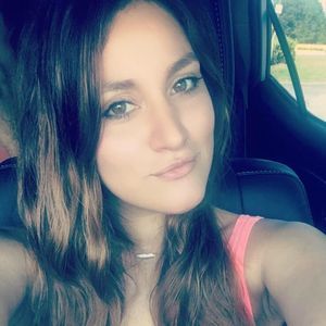 Meet your Posher, Marissa